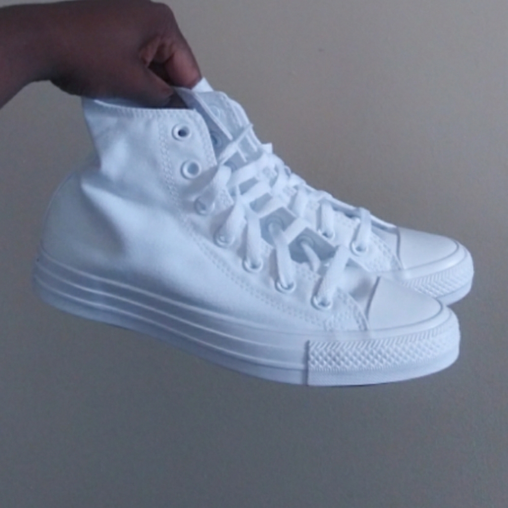 Custom Bling Converse - Picture 4 of 4
